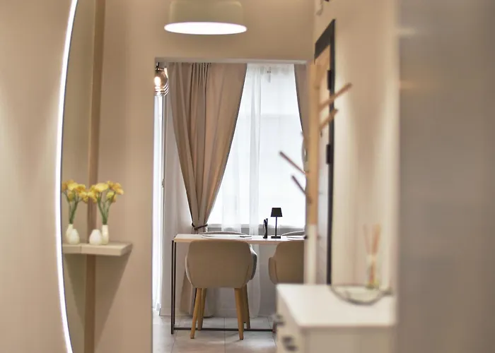 Boutique 2-bedroom Downtown *