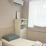 Luxury Boutique 2-bedroom Downtown Apartament