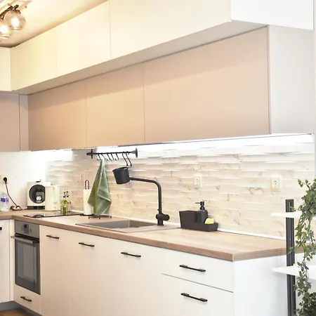 شقة Boutique 2-bedroom Downtown