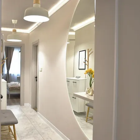 شقة Boutique 2-bedroom Downtown بورغاس