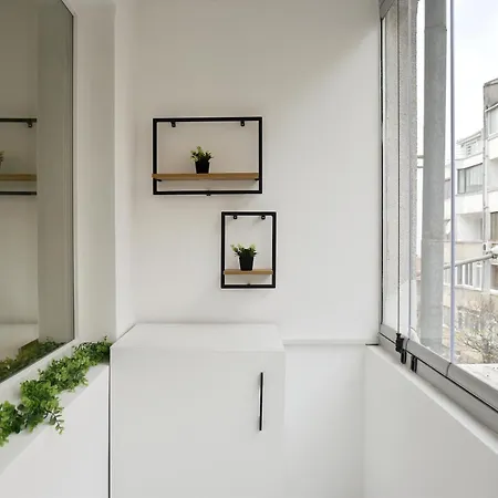 Luxury Boutique 2-bedroom Downtown Apartament *