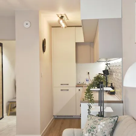 Luxury Boutique 2-bedroom Downtown * Burgas