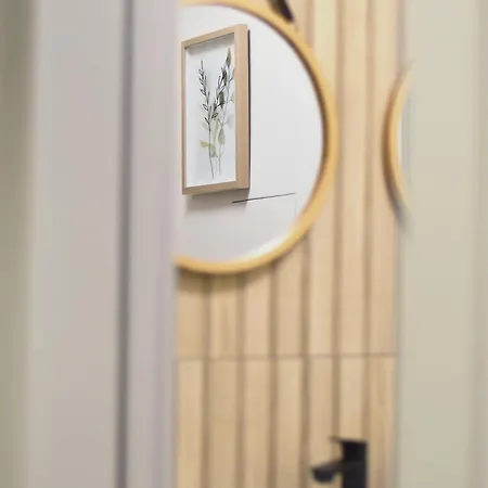 Apartament Luxury Boutique 2-bedroom Downtown Burgas