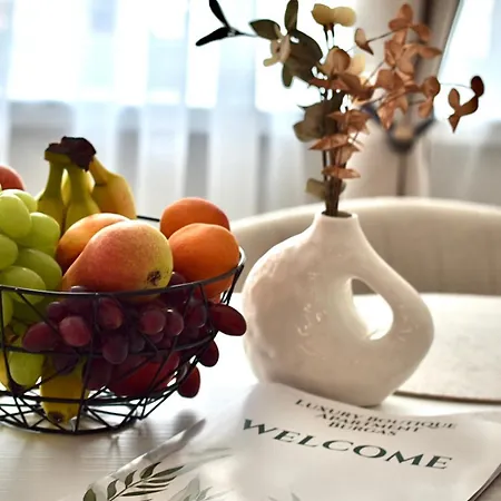 Luxury Boutique 2-bedroom Downtown Apartament Burgas