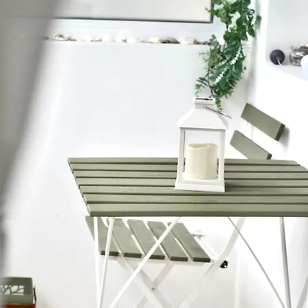 Apartament Luxury Boutique 2-bedroom Downtown Burgas
