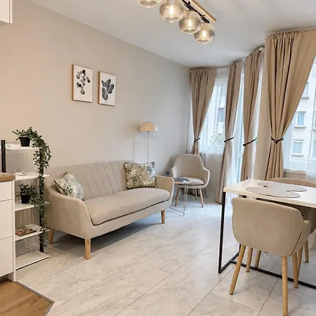 Luxury Boutique 2-bedroom Downtown Apartament *