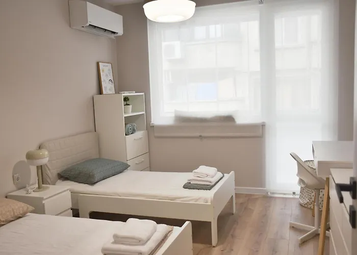 Boutique 2-bedroom Downtown