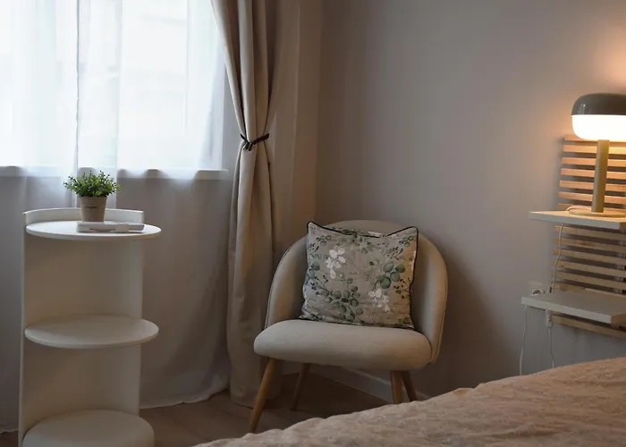 Boutique 2-bedroom Downtown شقة