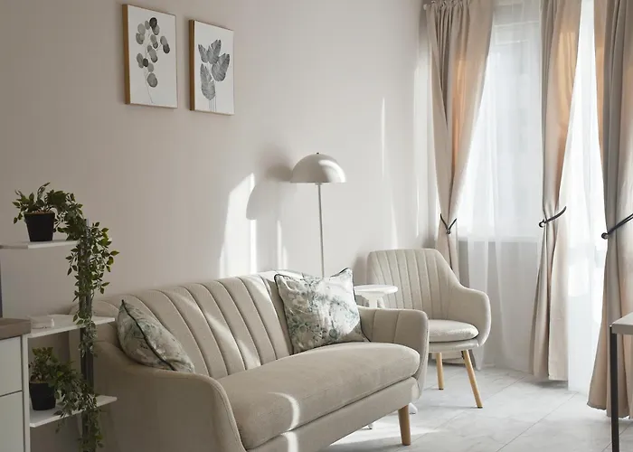 Boutique 2-bedroom Downtown Apartment Burgas