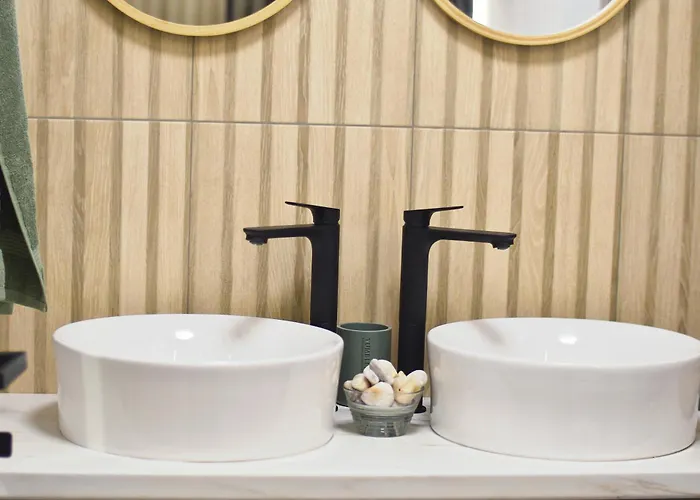 شقة Boutique 2-bedroom Downtown بورغاس