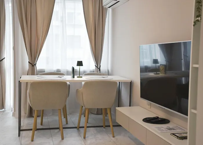 Boutique 2-bedroom Downtown شقة