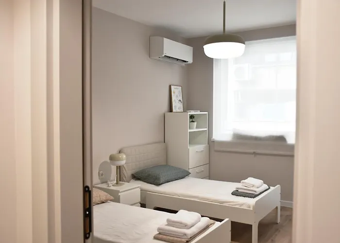 Apartment Boutique 2-bedroom Downtown *